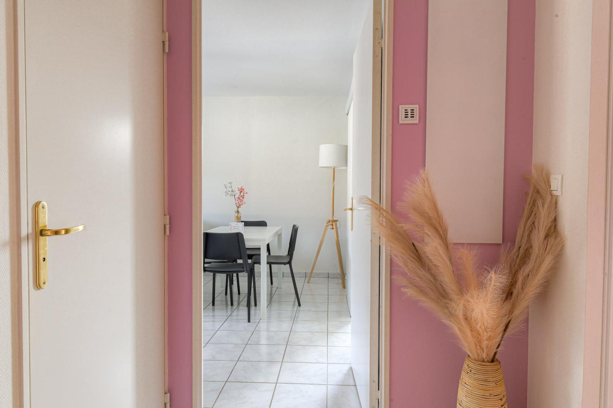Appartement Bugey - Terrasse, Spacieux&vue Montagne